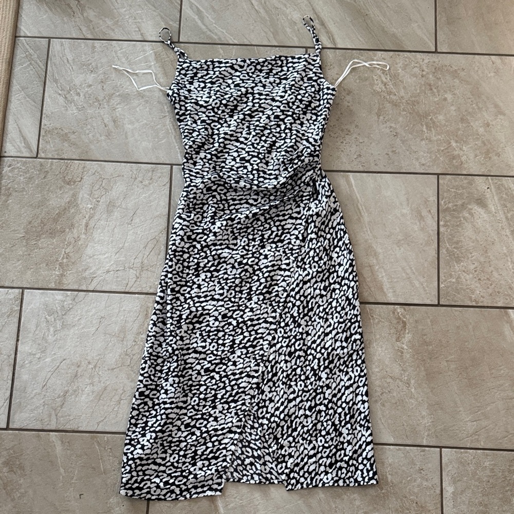 re:named Black and White Midi Dress
